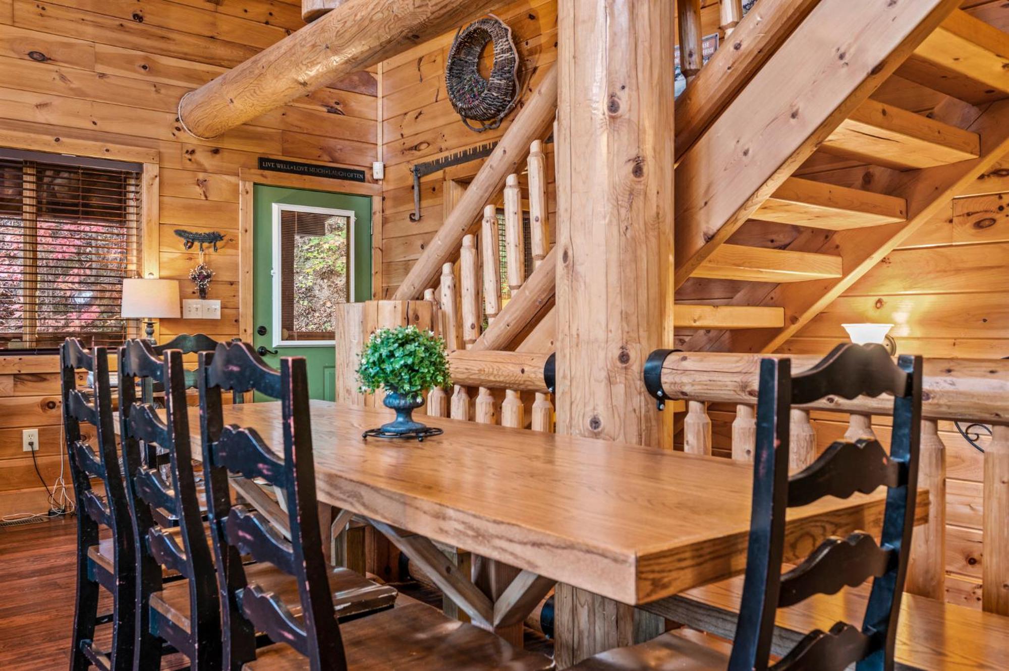 Relaxation Retreat - Pickleball Cabin - Wi-Fi, Fire Pit With Bar, Game Room, Hot Tub, Pool Access - Mins To Pf Sevierville Exterior photo